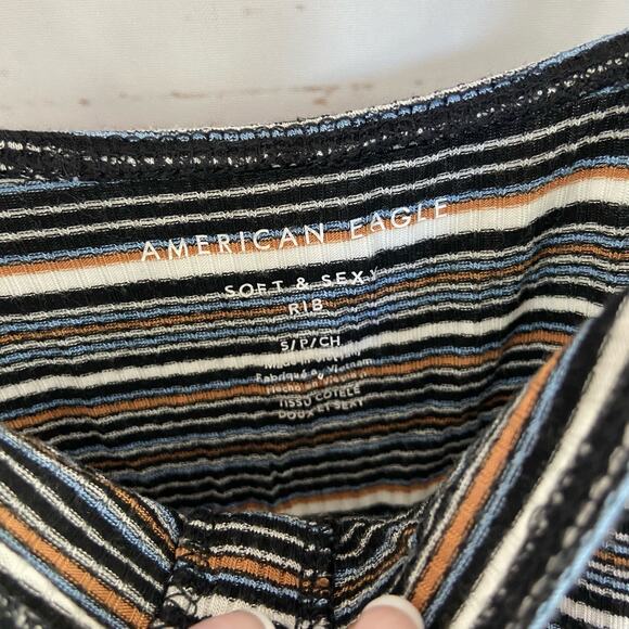 American Eagle S Black Stripe Ribbed Knit Button Up Square Neck Tank Top - Picture 5 of 6